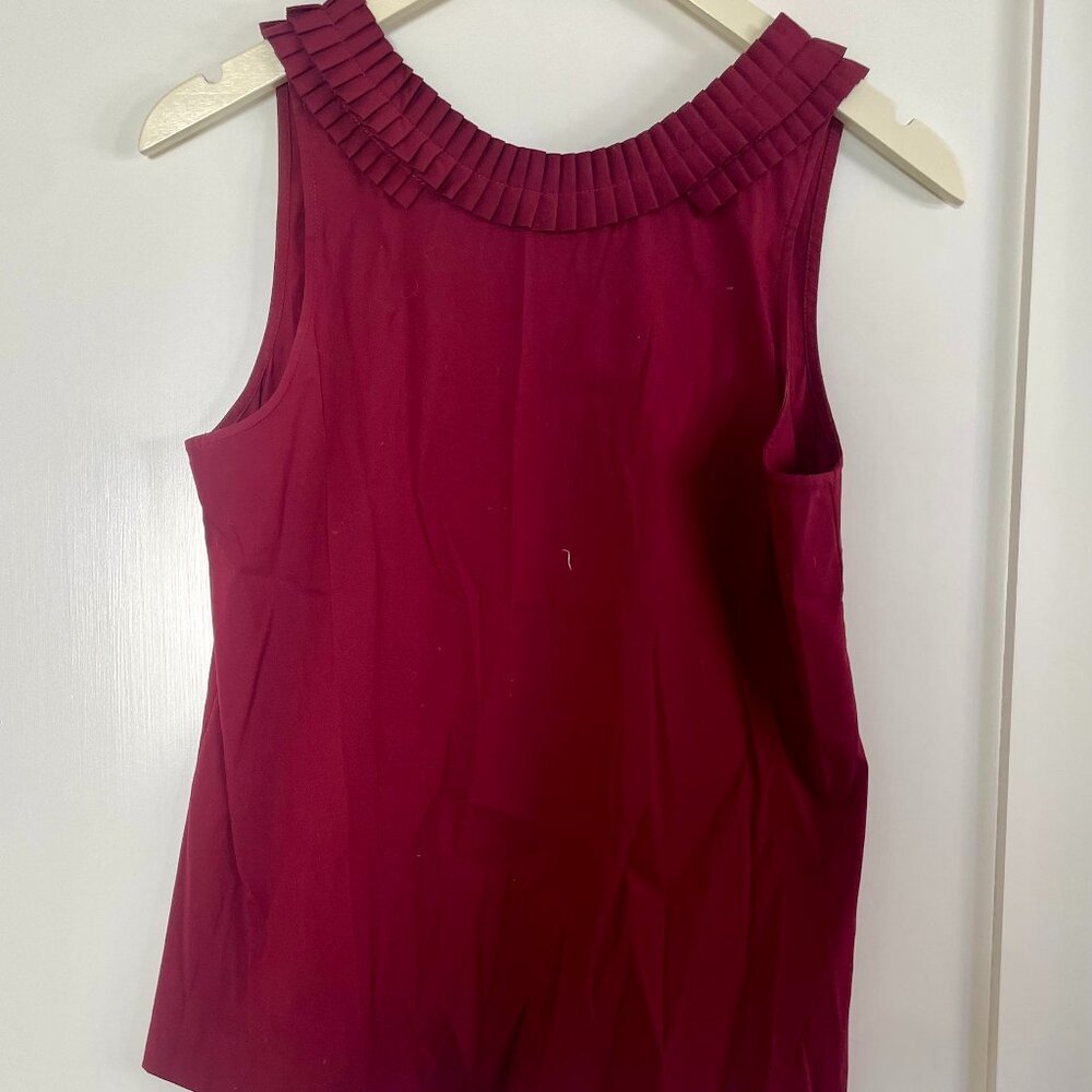 Theory Burgundy Shell / Sleeveless Blouse with Neck Details Sz P